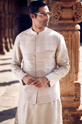 Ivory Handloom Iconic Wing Pocket Bundi And Kurta Set by Matsya Men available on Indiaspopup.com
