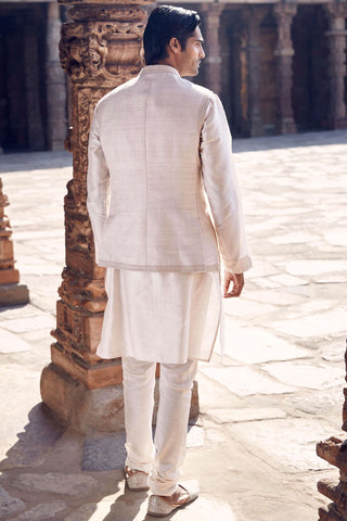 Ivory Handloom Iconic Wing Pocket Bundi And Kurta Set by Matsya Men available on Indiaspopup.com