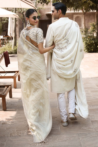 Matsya Men-Ivory Saada Handloom Kurta And Pant-INDIASPOPUP.COM