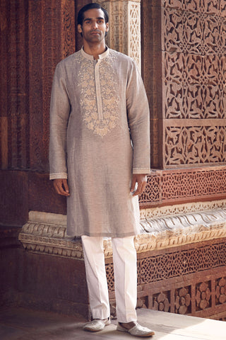 Scottish Grey Sona Patti Kurta And Pants by Matsya Men available on Indiaspopup.com