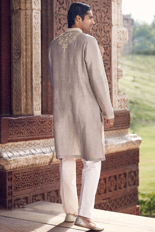 Scottish Grey Sona Patti Kurta And Pants by Matsya Men available on Indiaspopup.com