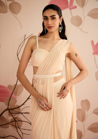 Ivory choli and pre-stitched sari with belt