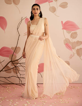 Ivory choli and pre-stitched sari with belt