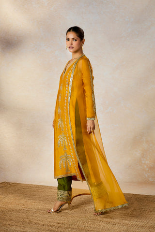 Ochre aam panna kurta set