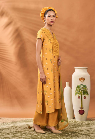 Yellow Spades Blossom Kurta Set by House Of Masaba available on Indiaspopup.com