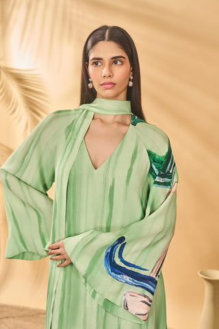 Ivy green horizon reversible kaftan