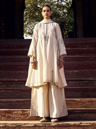 Kachi Kora Dori Ekru Kurta Set by Matsya available on Indiaspopup.com