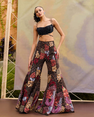 Black dianthus flared pants set