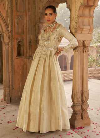 Golden Jashnaa Maharaani Anarkali Set by Nidhika Shekhar available on Indiaspopup.com