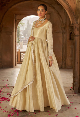 Golden Jashnaa Maharaani Anarkali Set by Nidhika Shekhar available on Indiaspopup.com