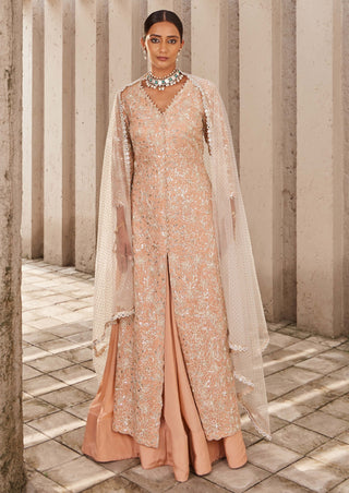 Nidhika Shekhar-Pink Jalsa-E-Bahaar Lehenga Set-INDIASPOPUP.COM