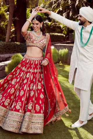 Naima red lehenga set