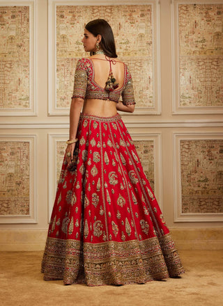 Naima red lehenga set