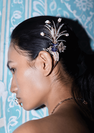 Outhouse-Rose Gold Sunset Palm Brooch-INDIASPOPUP.COM