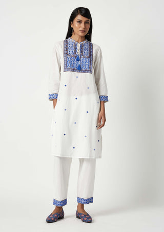 Payal Pratap-Alor Ivory Embroidered Kurta And Pants-INDIASPOPUP.COM