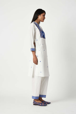 Payal Pratap-Alor Ivory Embroidered Kurta And Pants-INDIASPOPUP.COM