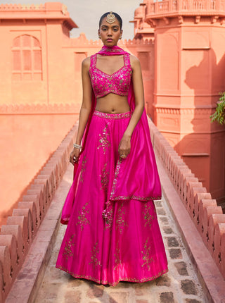Punit Balana Rani Classic Lehenga Set available on indiaspopup