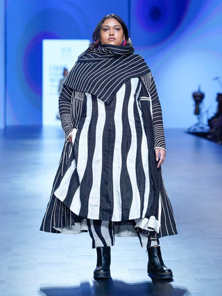 Thankur Black White Jacket And Pant Set by Ka-Sha available on Indiaspopup