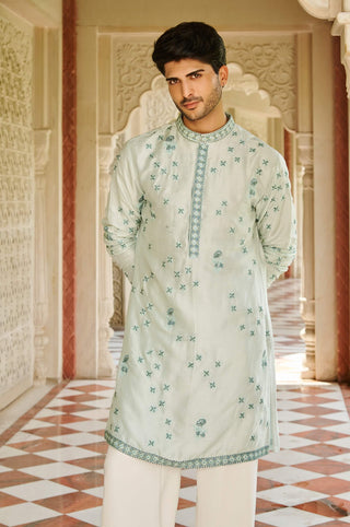 Dilbar pale green kurta and pants