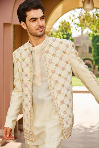Mehr open embroidered jacket set