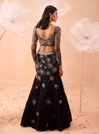 Black Blossom Lehenga Set by Parul Gandhi available on Indiaspopup.com