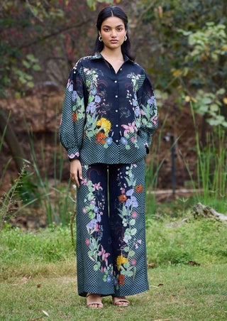 Black Bali Fawn Pants by Pozruh, available on Indiaspopup.com
