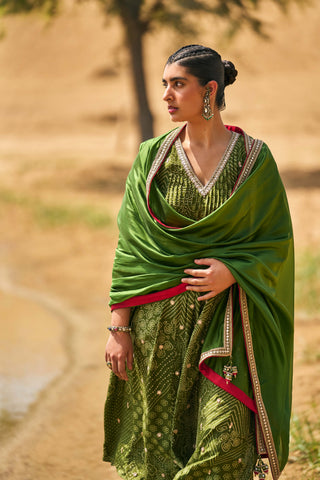 Punit Balana Kaccha Aam Alia Choga Set available on indiaspopup