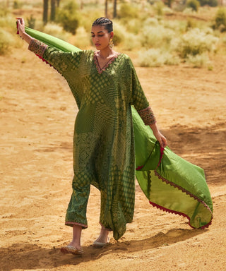 Punit Balana Kaccha Aam Kaftaan Kurta Set available on indiaspopup