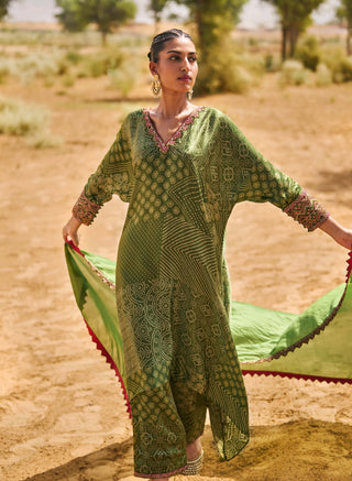 Punit Balana Kaccha Aam Kaftaan Kurta Set available on indiaspopup