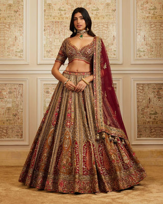 Qamra multi lehenga set