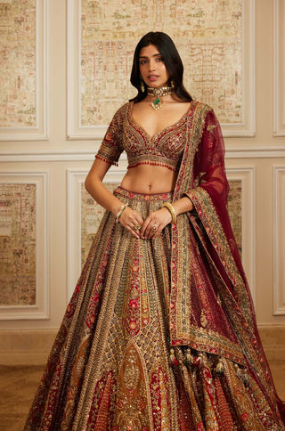 Qamra multi lehenga set