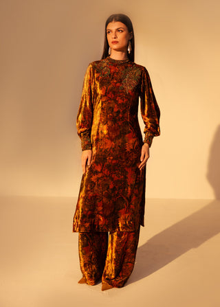 Nargis green embroidered tunic and pants