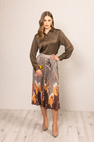 Tawny pleated skirt