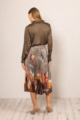 Tawny pleated skirt