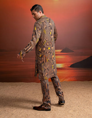 Brown Geometric Print Sequins Kurta And Pants by Nikita Mhaisalkar Men available on Indiaspopup.com