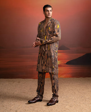 Brown Geometric Print Sequins Kurta And Pants by Nikita Mhaisalkar Men available on Indiaspopup.com