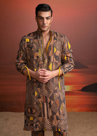 Brown Geometric Print Sequins Kurta And Pants by Nikita Mhaisalkar Men available on Indiaspopup.com