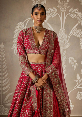 Ridhi Mehra Zaraana Red Lehenga Set available on indiaspopup