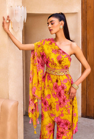 Sanya Gulati-Yellow Floral Print One Shoulder Kurta And Pant Set-INDIASPOPUP.COM