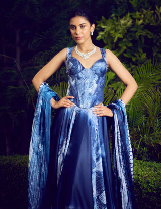 Swirl lehenga lehenga and corset set