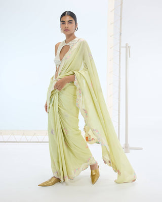 Pista june sari and unstitched blouse