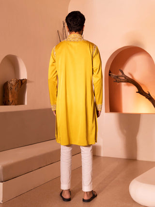 Shreyansh Designs-Yellow Aain Kurta And Pants-INDIASPOPUP.COM