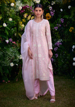 Light Pink Silk Chanderi Kurta Set by Shyam Narayan Prasad, available on Indiaspopup.com