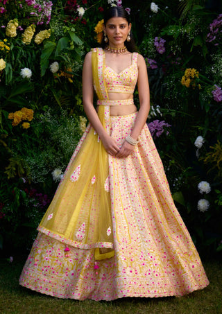 Spectra Yellow Embroidered Lehenga Set by Shyam Narayan Prasad, available on Indiaspopup.com