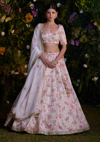 Ivory Block Printed Lehenga Set by Shyam Narayan Prasad, available on Indiaspopup.com