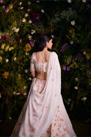 Ivory Block Printed Lehenga Set by Shyam Narayan Prasad, available on Indiaspopup.com