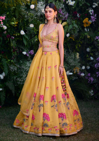 Spectra Yellow Printed Lehenga Set by Shyam Narayan Prasad, available on Indiaspopup.com
