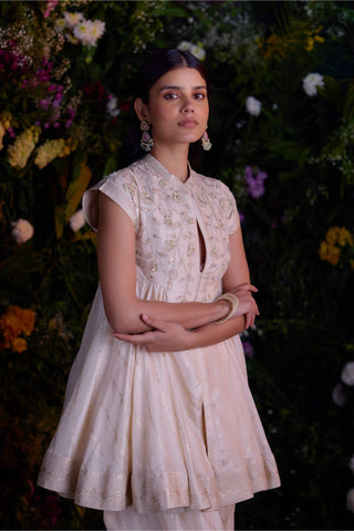 Ivory Zardozi Flared Top And Dhoti Pant by Shyam Narayan Prasad, available on Indiaspopup.com