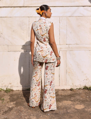 Tishya Printed Jacket And Pant Set by Seema Thukral available on Indiaspopup.com