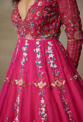 Starling queen pink gown